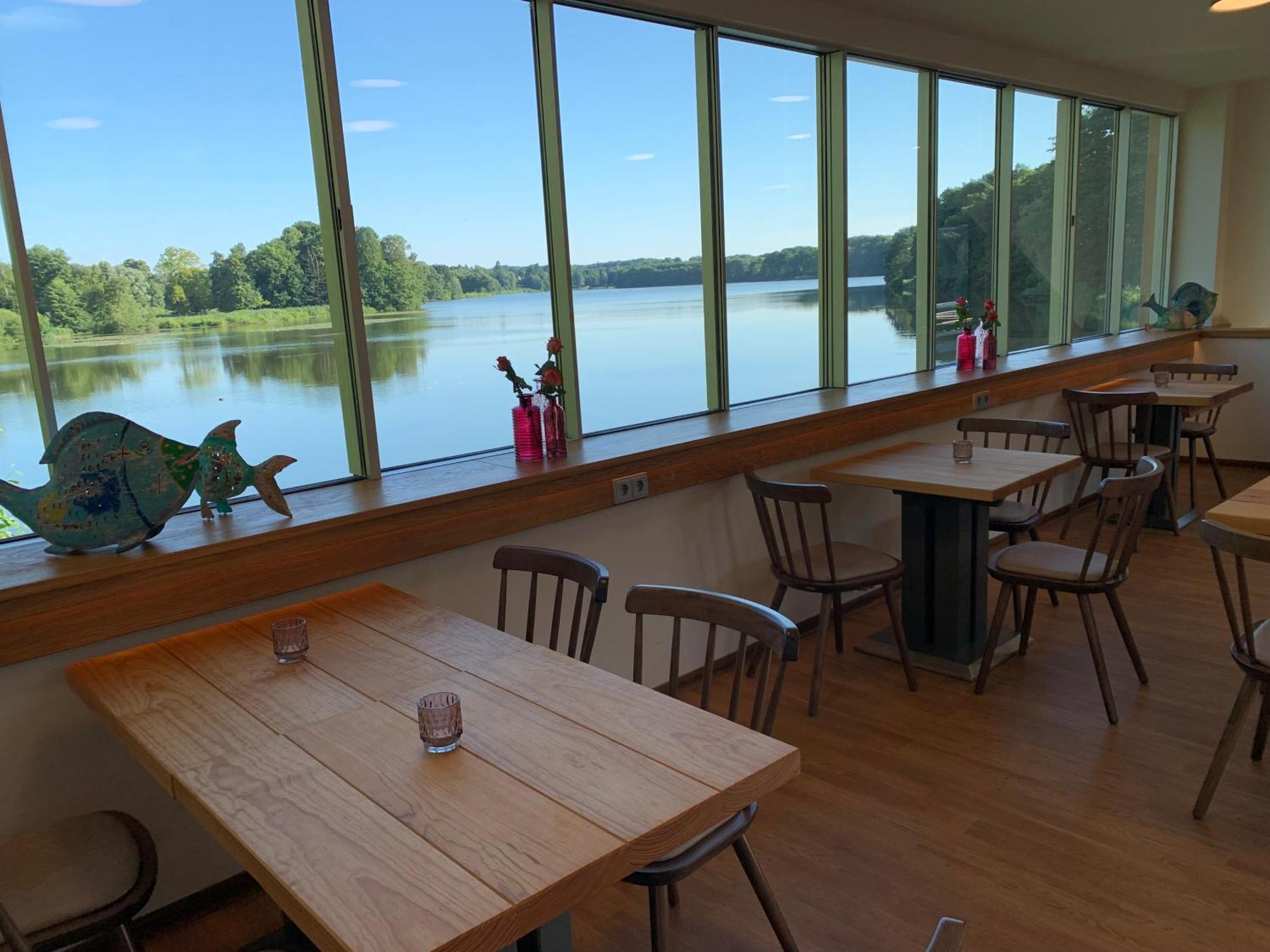 Fischerklause Am Lutjensee Luaran gambar
